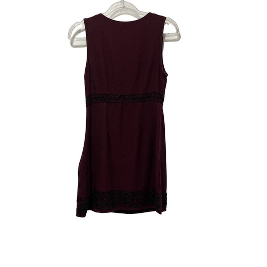 Abercrombie & Fitch Sleeveless Dress with Beaded Design Size XSP, Burgundy